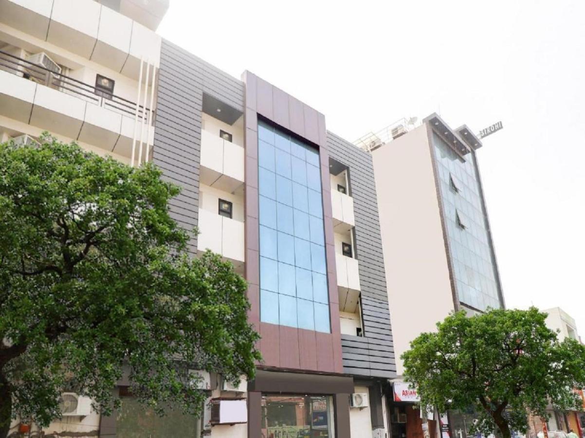 Hotel Red Snapper Couple Friendly At West Delhi Nueva Delhi Exterior foto